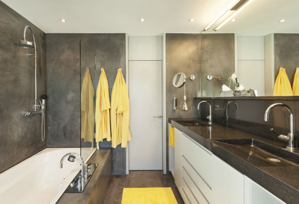 modernes Badezimmer