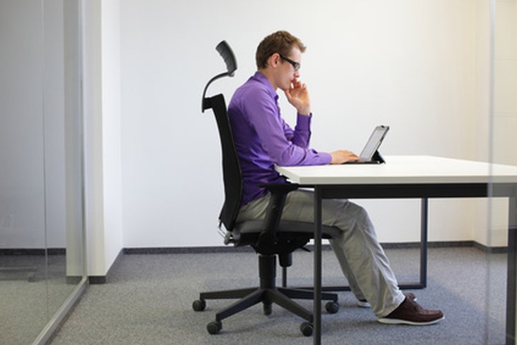 Mit dem richtigen Bürostuhl vermeiden Sie langfristig Rückenschäden